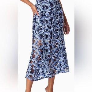 NWT Elliatt $300 Blue Floral Midi Skirt Size S